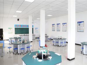 家校共育 携手同行